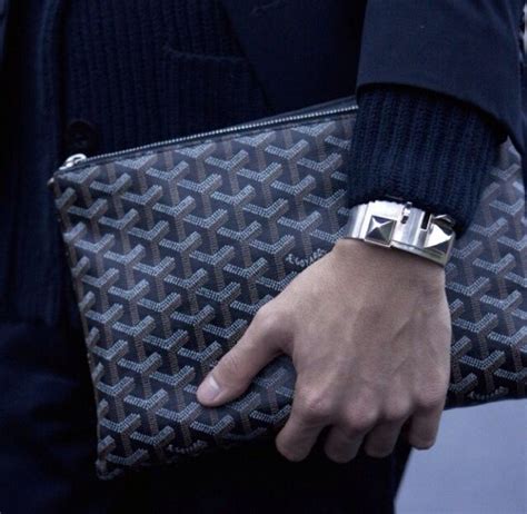 pochette goyard homme|Goyard .